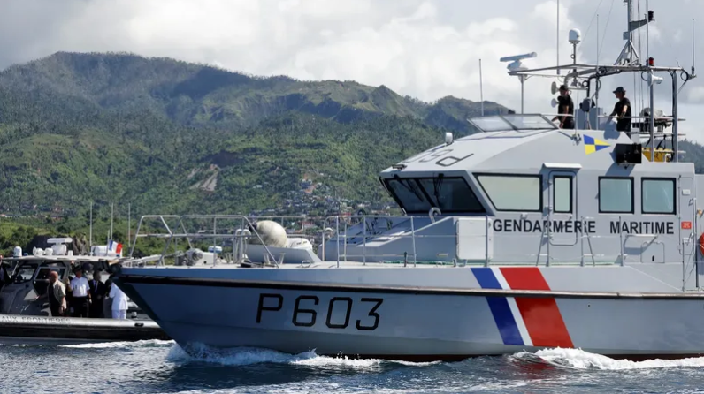 Lire la suite à propos de l’article Mayotte : la Gendarmerie maritime en deuil après la mort du maréchal des logis-chef Nicolas Verriez